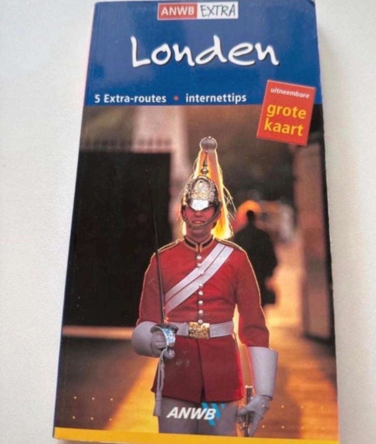 ANWB Extra reisgids Londen - Zonder kaart, Gelezen, Europa, Ophalen of Verzenden, Reisgids of -boek