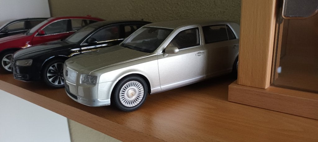 MODELAUTO'S 4 STUKS 1:18 LAGE OPLAGES., Ophalen, Nieuw, Auto, Overige merken