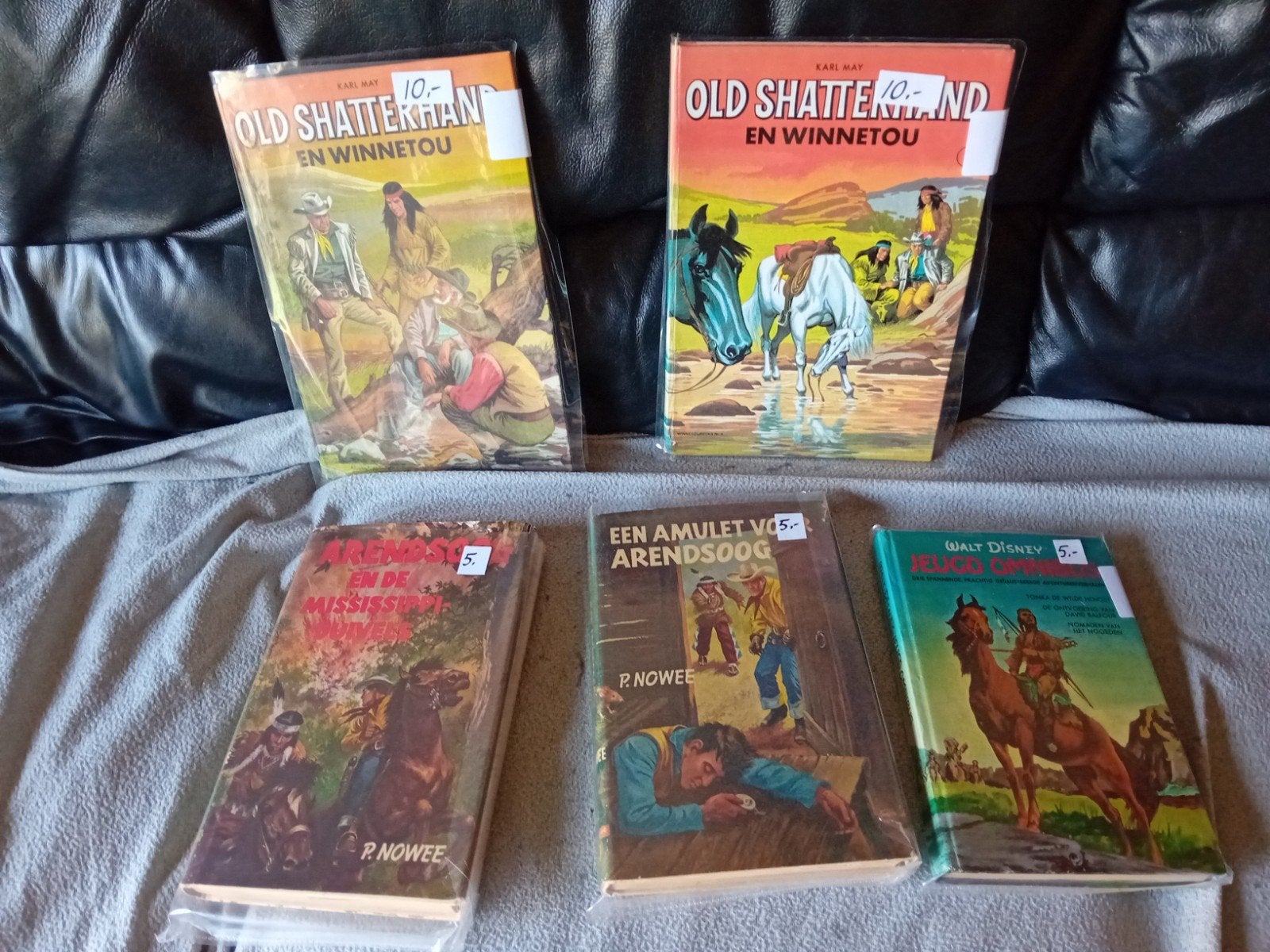 STRIPBOEKEN VAN OLD SHATTERHAND EN DIVERSE  LEESBOEKEN, Meerdere stripboeken, Ophalen of Verzenden, Zo goed als nieuw