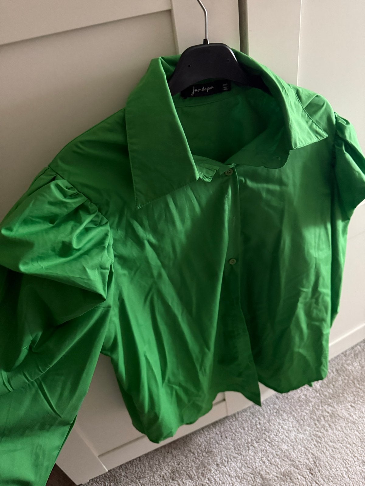 groene blouse met pofmouwen, Verzenden, Zo goed als nieuw, Maat 38/40 (M), Groen