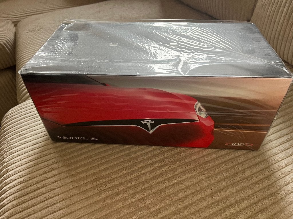 Tesla Model S 1/18 Pearl White NIEUW, Hobby en Vrije tijd, Ophalen of Verzenden, Nieuw, Auto, Overige merken