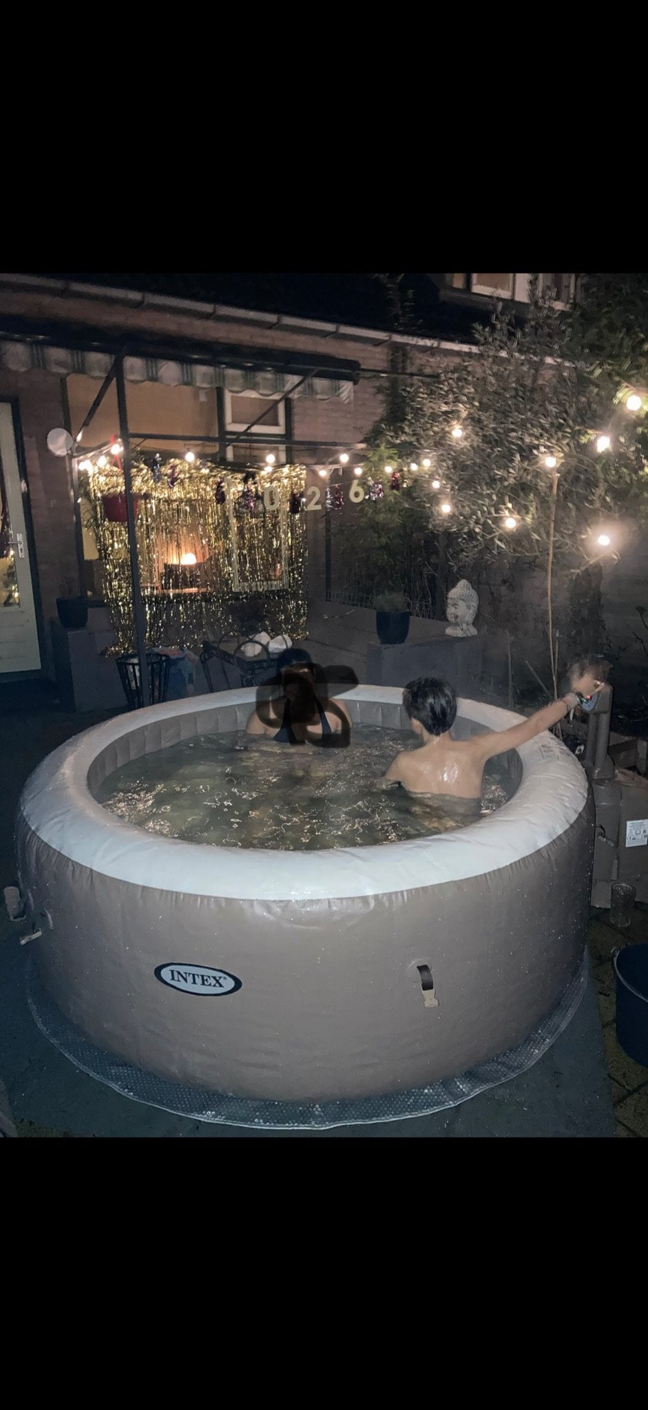 Goed werkende Intex Jacuzzi 4 pp met complete set, Ophalen, Gebruikt, Afdekzeil, Opblaasbaar