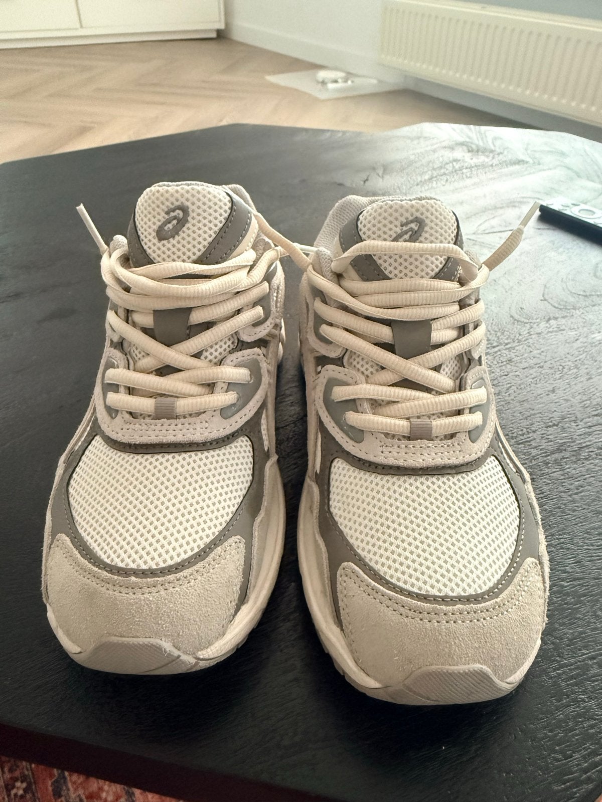 Prachtige ASICS GEL-NYC sneakers in Cream/Oyster Grey, Overige kleuren, Ophalen of Verzenden, Sneakers of Gympen, Zo goed als nieuw