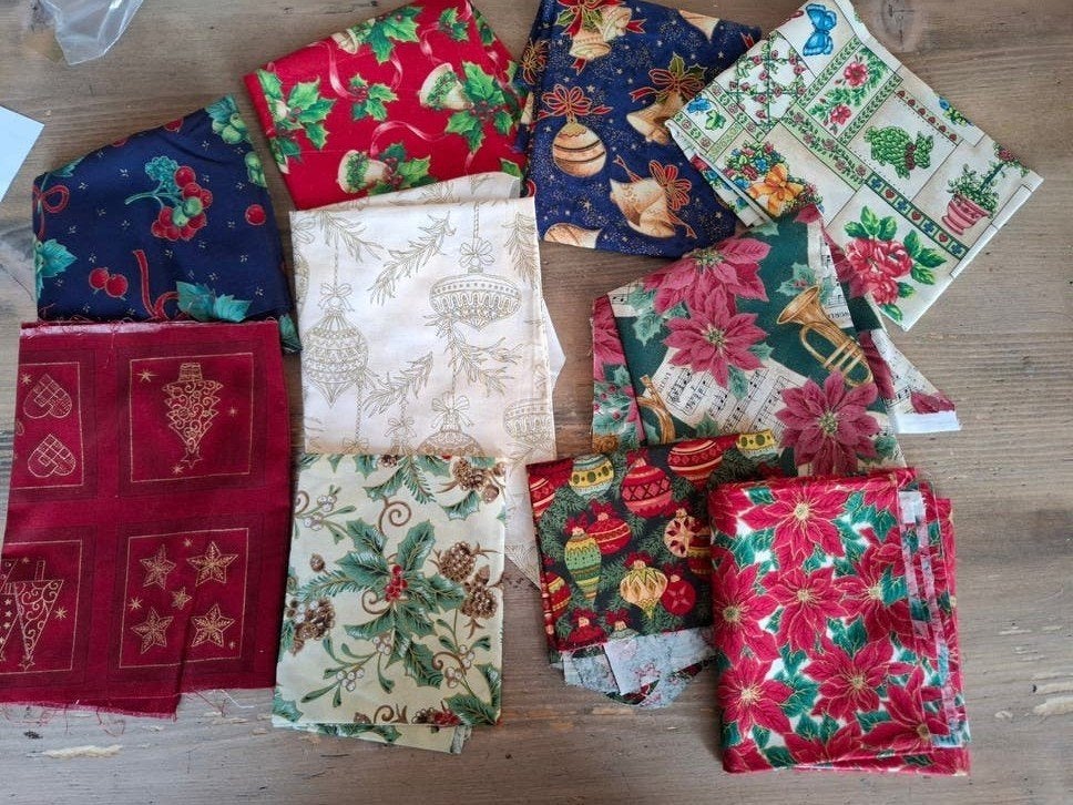 Kleine lapjes stof met kerstmotief, Hobby en Vrije tijd, Ophalen of Verzenden, Katoen, 30 tot 200 cm, 30 tot 120 cm