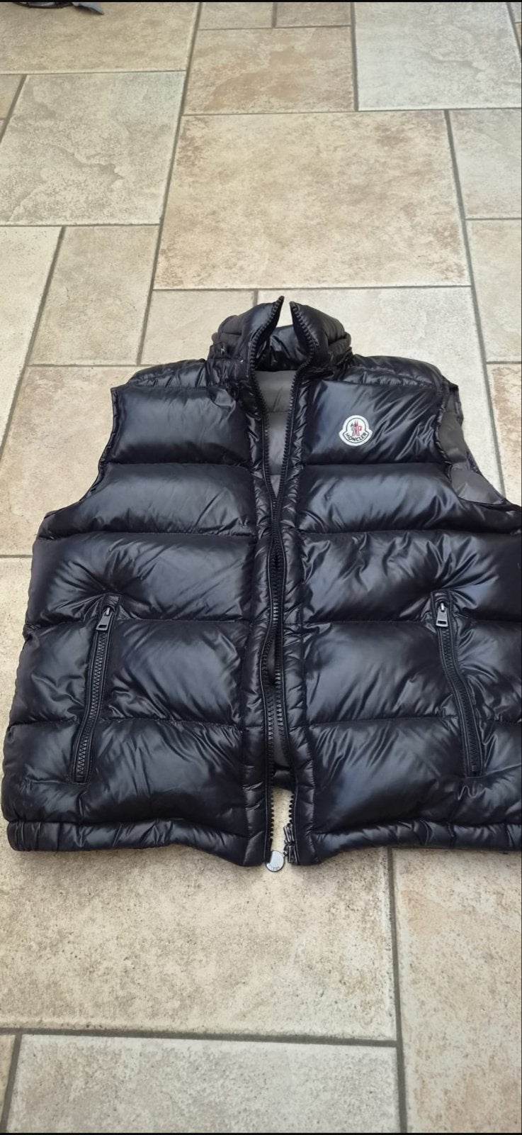 Moncler Bodywarmer Zwart Maat L, Ophalen of Verzenden, Zo goed als nieuw, Maat 52/54 (L), Zwart