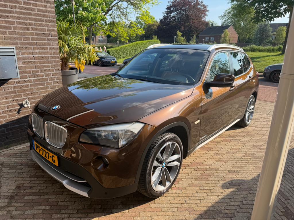 BMW X1 3.0 Xdrive 28I AUT 2010 Bruin, Auto's, BMW, 2996 cc, 11 km/l, Vierwielaandrijving, Particulier