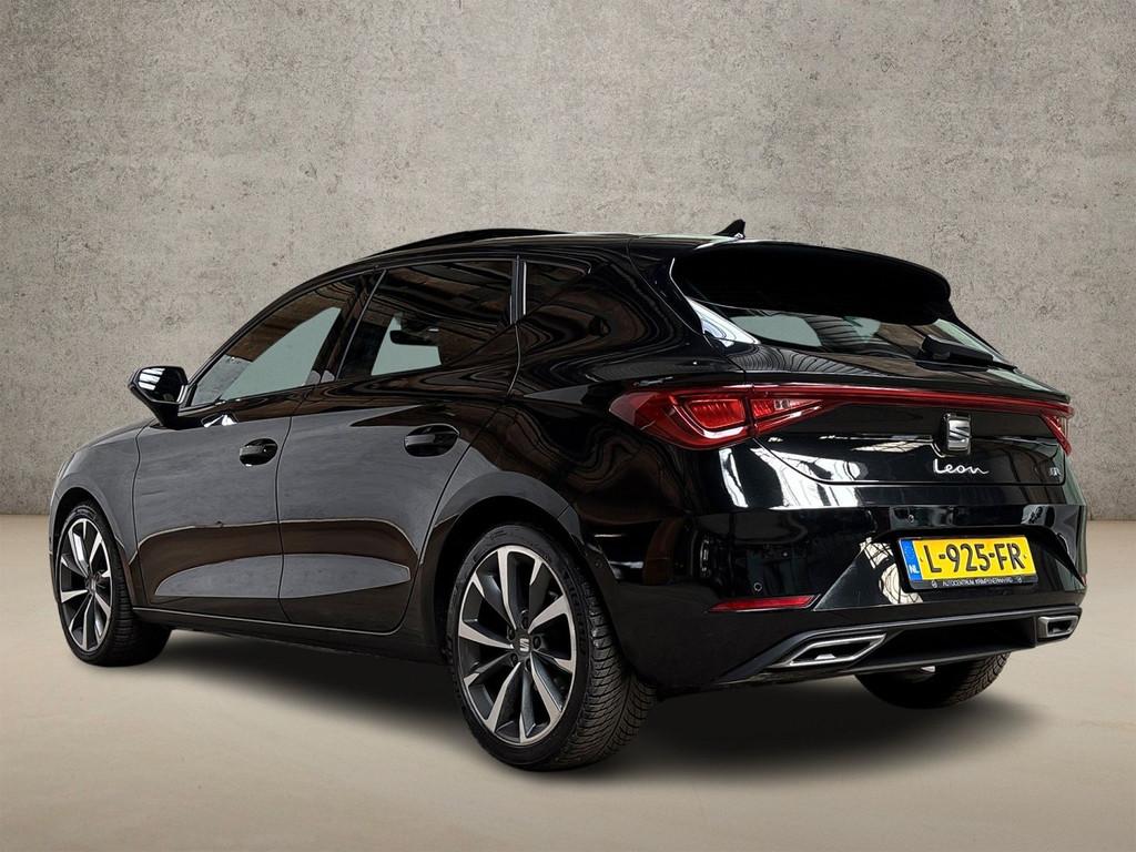 SEAT Leon 1.5 eTSI FR Sport 150Pk Automaat (SCHUIFDAK, APPLE, 12 maanden, 4 cilinders, Leder en Stof, Zwart