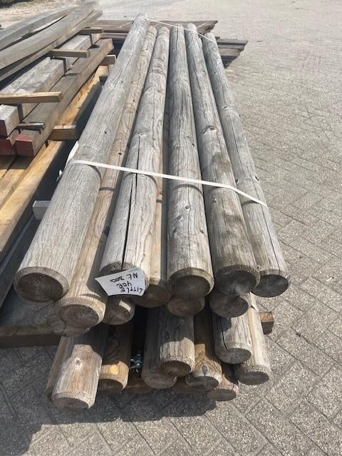 Naaldhout gefreesd met voorgeboorde gaten, Ophalen, Nieuw, 250 cm of meer, Palen