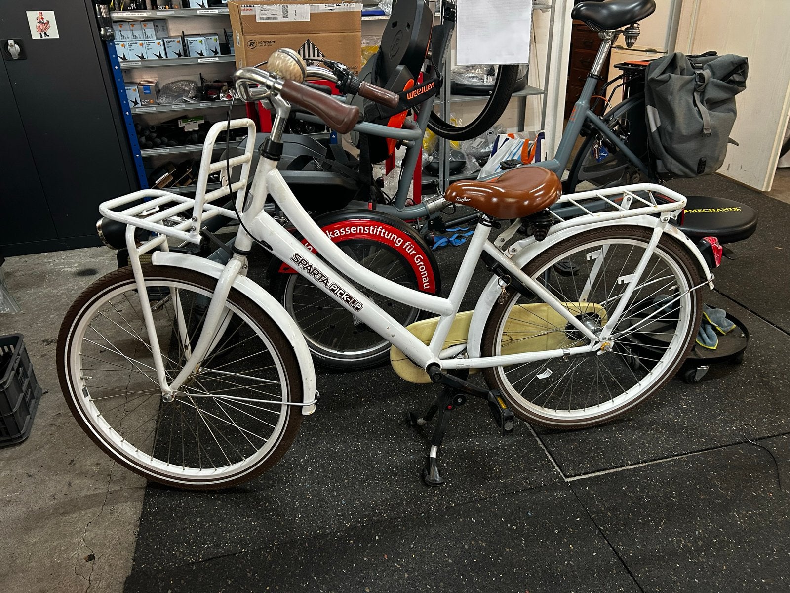 Sparta Pick-Up kinder Dames Fiets- Wit met bruin zadel, Ophalen, Terugtraprem, Sparta, Gebruikt
