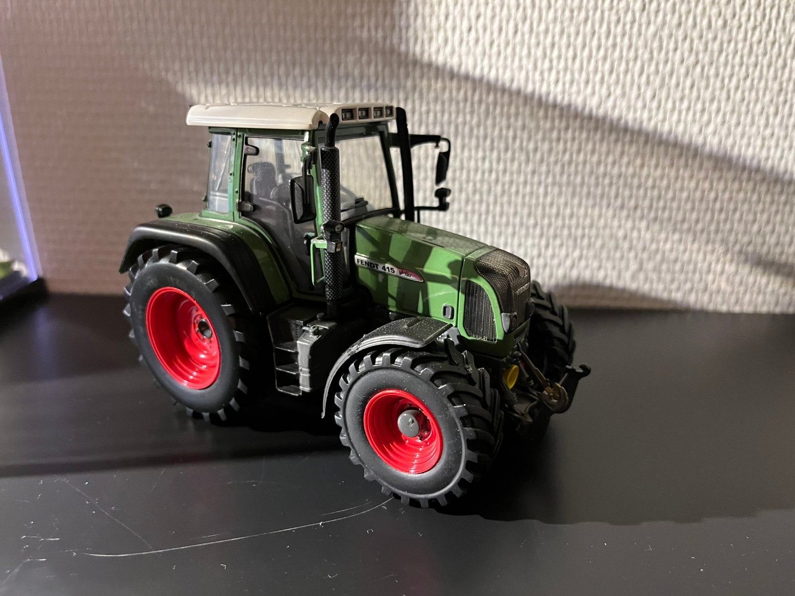 Fendt 415 vario UH 1:32, Ophalen of Verzenden, Gebruikt, Tractor of Landbouw, Universal Hobbies
