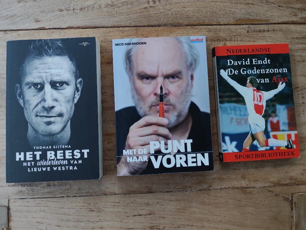 Sportboeken: Wielrennen en Voetbal, Gelezen, Ophalen of Verzenden, Overige sporten, Thomas Sijtsma, Nico Dijkshoorn, David Endt