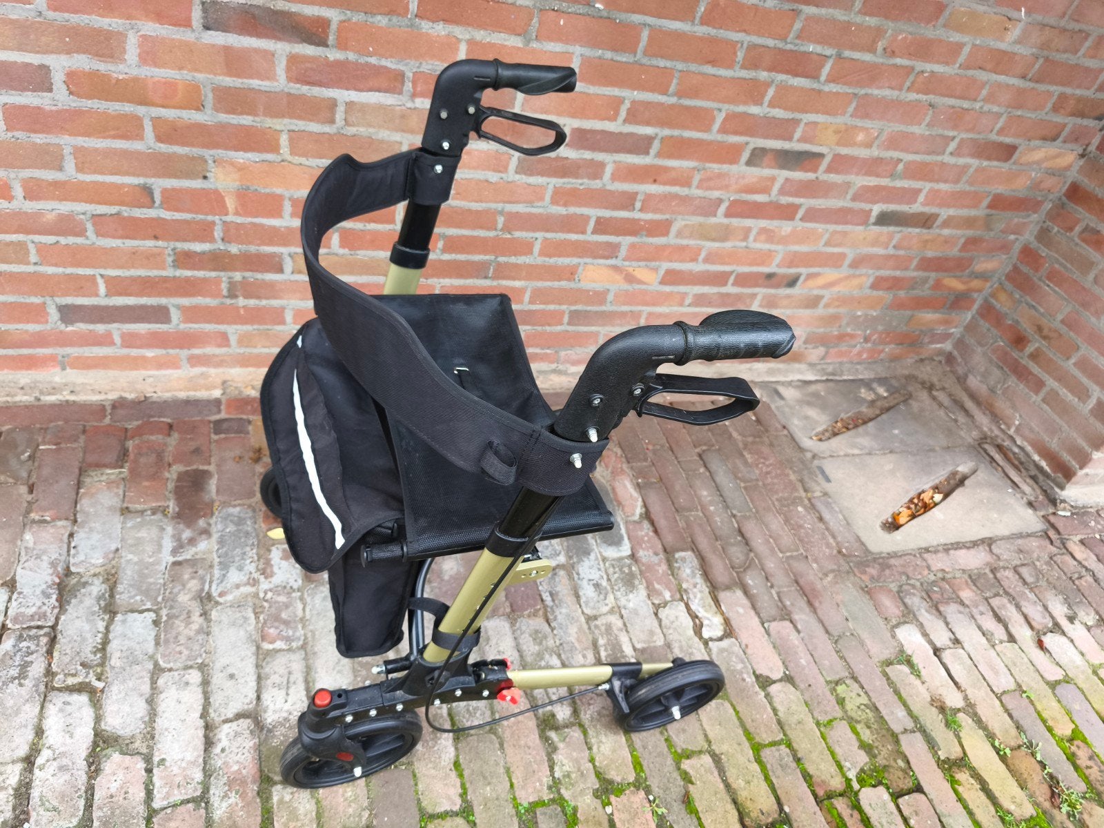 rollator dubbele opvouwbare . nieuwe, Ophalen of Verzenden
