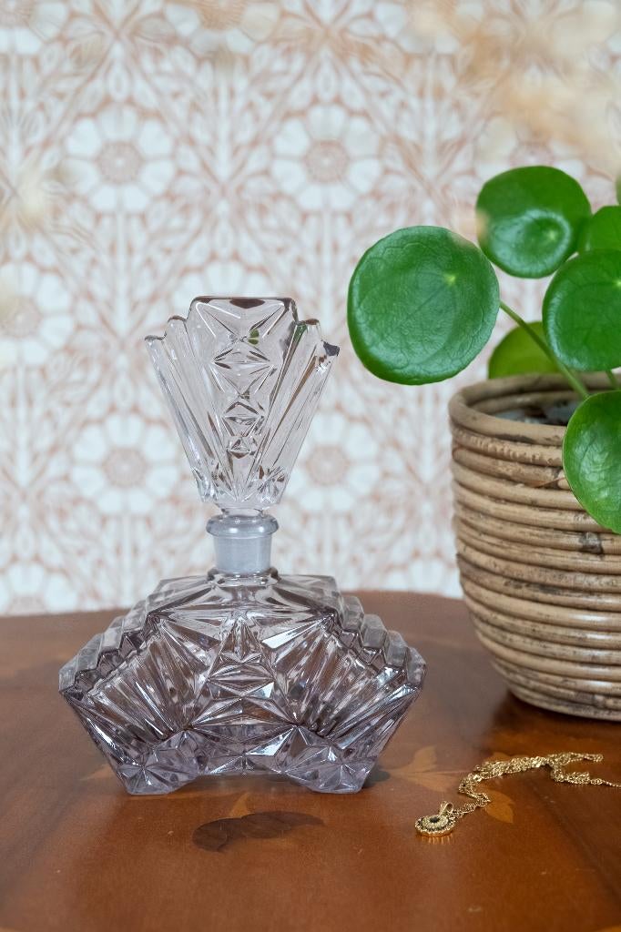 Art Deco vintage parfumfles lila paars woondecoratie, Ophalen of Verzenden