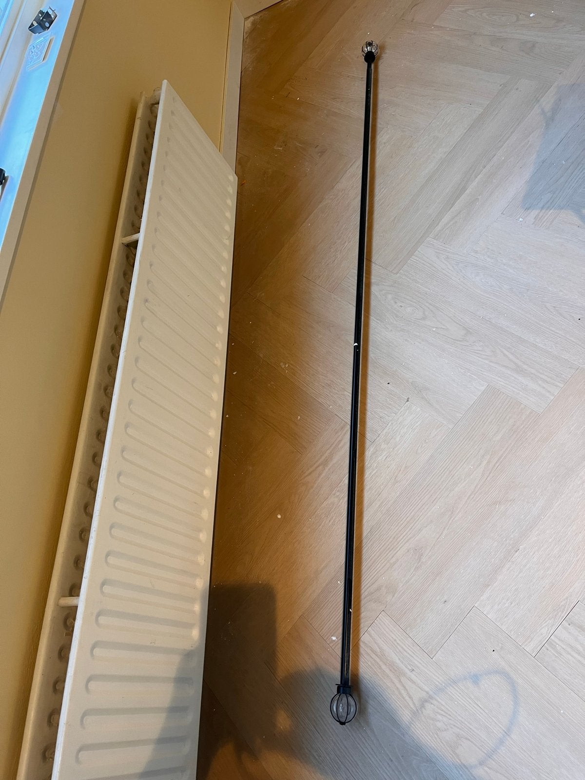 Uitschuifbare gordijnrails met glazen bolletjes zwart, Ophalen, Zwart, Metaal, Zo goed als nieuw