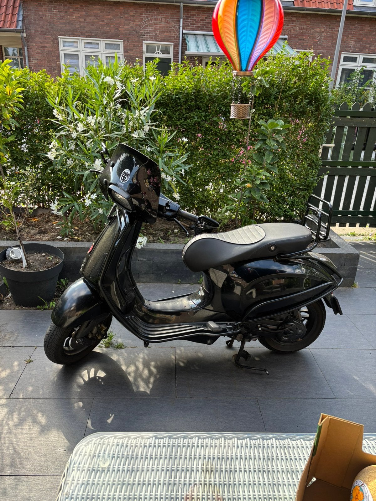 Vespa sprint  2017 4 tact, Ophalen, 70 cc, Vespa S, Zo goed als nieuw
