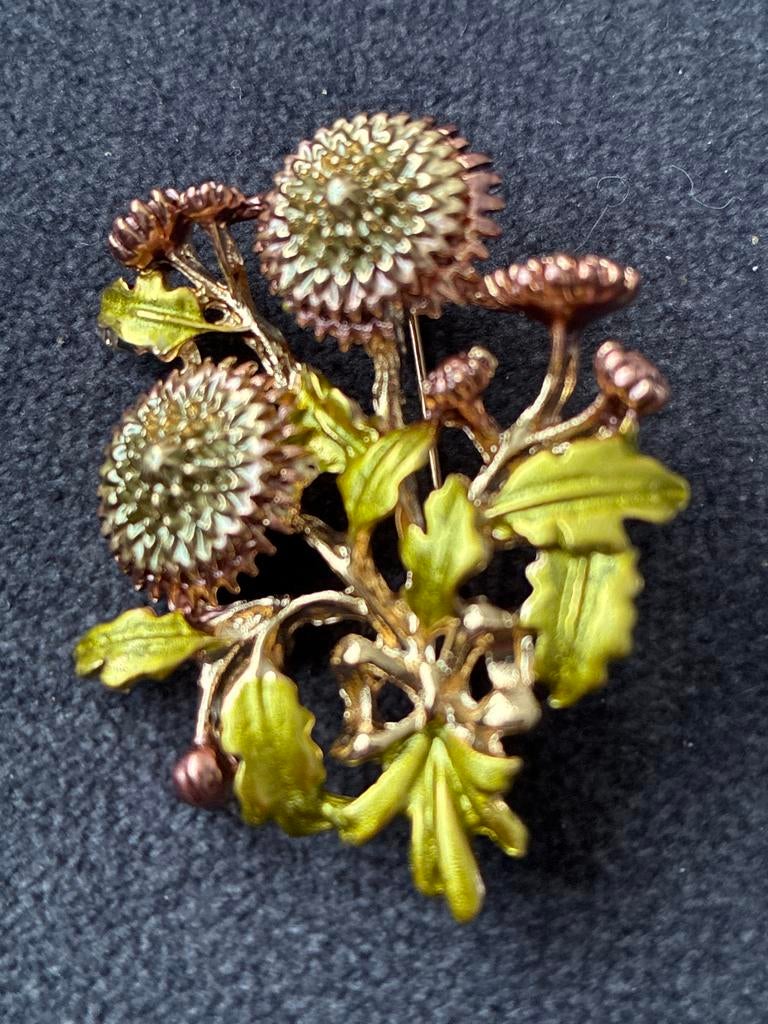 Vintage Broche Bloemen Boeket Goudkleurig Emaille, Sieraden, Tassen en Uiterlijk, Broches, Overige materialen, 4 tot 7 cm, Gebruikt