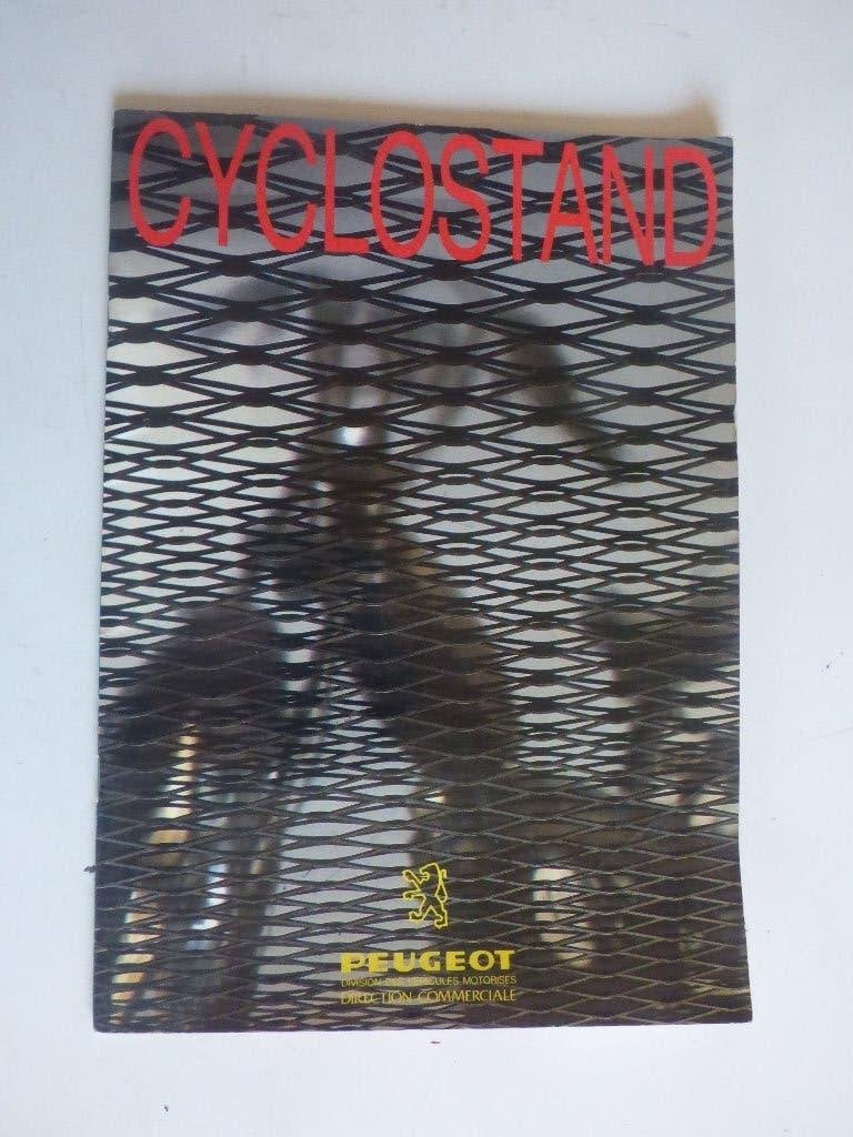 PEUGEOT RACE ACCESSOIRES CATALOGUS, Fietsen en Brommers, Handleidingen en Instructieboekjes, Ophalen of Verzenden, Gebruikt