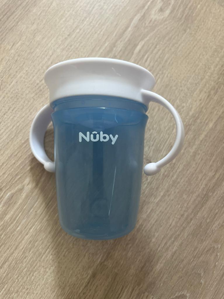 Nuby 360 Wonder Cup - Blauw. Nu 2,50, Ophalen of Verzenden, Zo goed als nieuw
