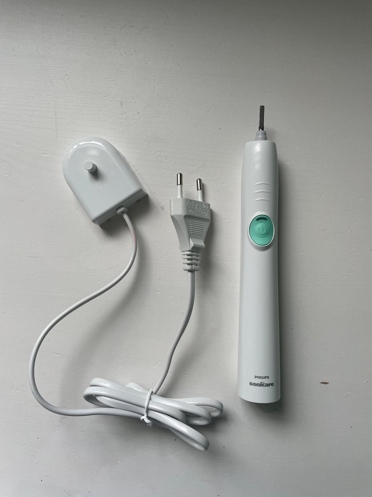 Philips Sonicare elektrische tandenborstel met oplader, Ophalen of Verzenden, Nieuw, Mondverzorging
