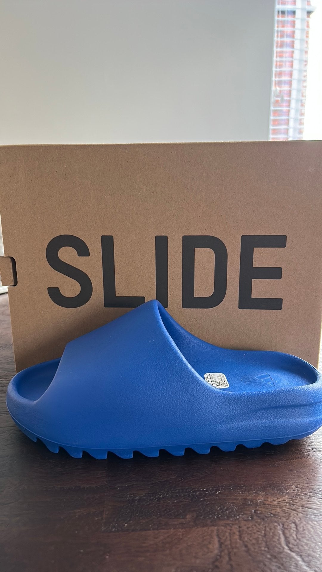 Nieuwe yeezy slide maat 42, Kleding | Heren, Schoenen, Ophalen of Verzenden, Nieuw