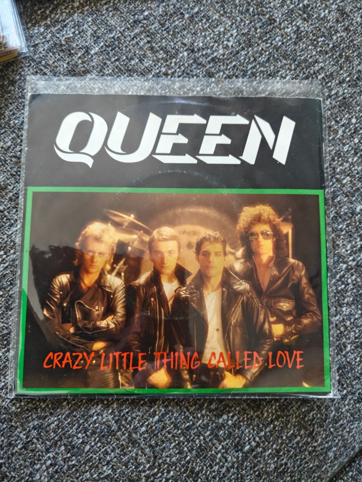 Queen -A crazy thing called love, Ophalen of Verzenden, Gebruikt, Pop