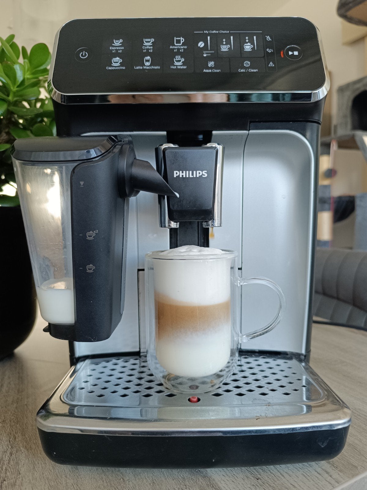 Nette koffiemachine Philips Latte go EP3246, Ophalen, Gebruikt, Koffiemachine, 4 tot 10 kopjes