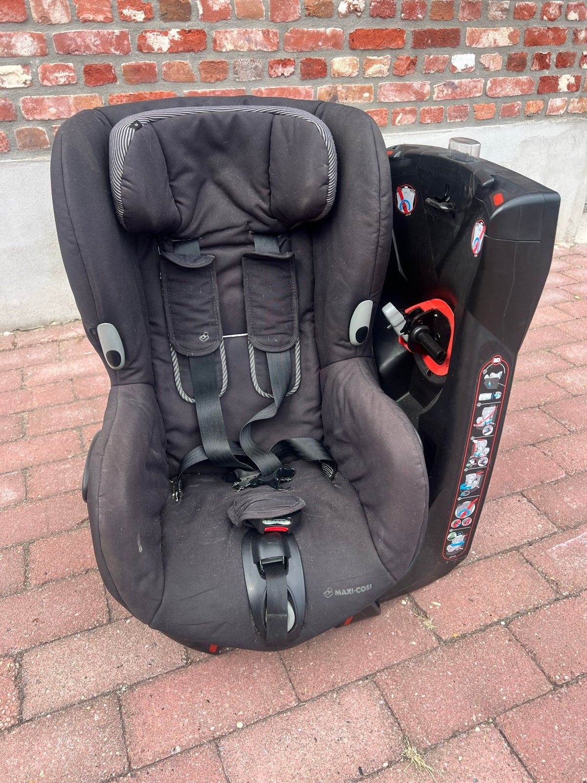 Maxi-Cosi AxissFix Autostoel - Zwart, Gebruikt, Ophalen, Autogordel of Isofix, Gebruikt, Verstelbare rugleuning