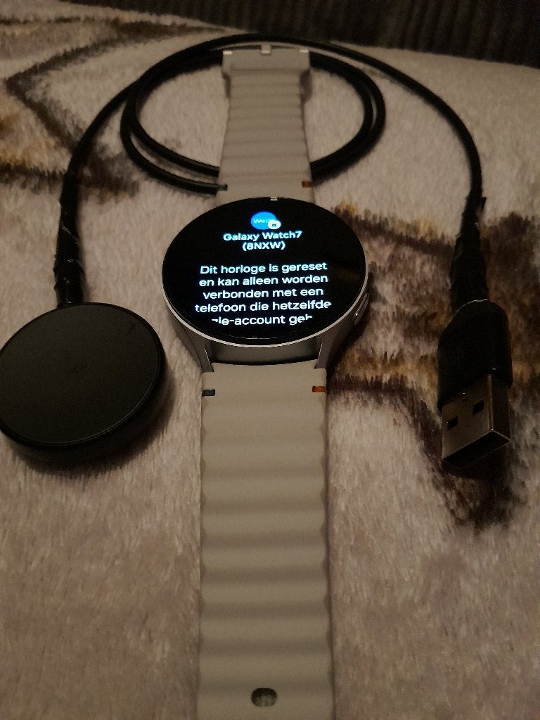 SAMSUNG WATCH 7 44mm, Ophalen of Verzenden, Zo goed als nieuw, Waterdicht, Grijs