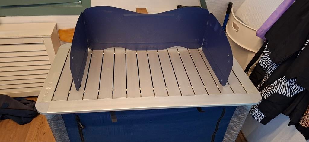 Brunner Campingkeuken met windscherm en opbergruimte, Ophalen, Gebruikt, Campingkast