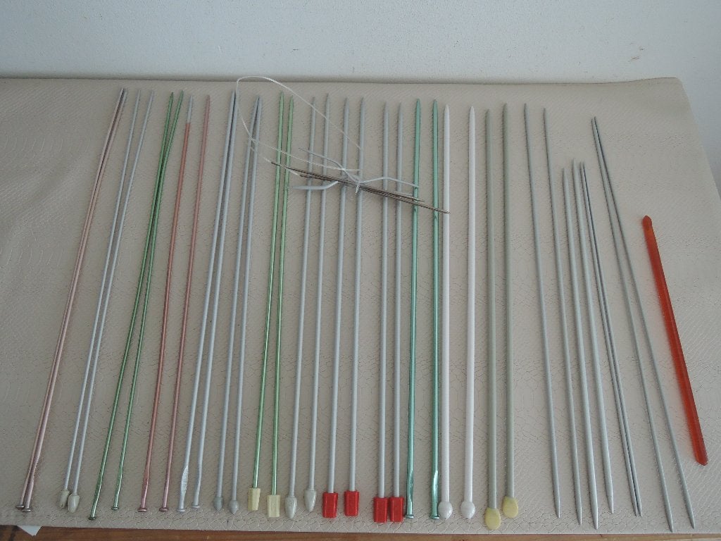 15 Paar breinaalden plus haaknaald en diversen, Ophalen of Verzenden, Zo goed als nieuw, Breien, Naald