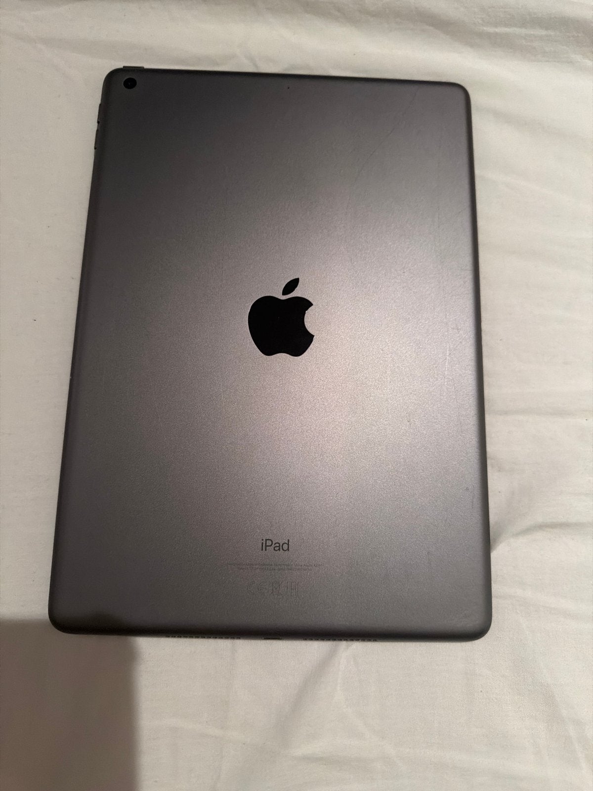 iPad - Goede staat, lichte krasjes, bieden toegestaan, Computers en Software, Apple iPads, Gebruikt, 32 GB, Apple iPad, Grijs