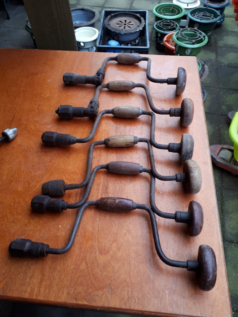 diverse oude handboren, Ophalen