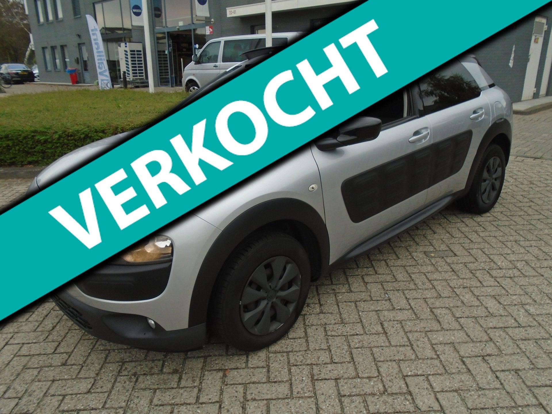 Citroen C4 Cactus 1.6 BlueHDi Shine, Auto's, Voorwielaandrijving, Dealer onderhouden, Stof, Gebruikt
