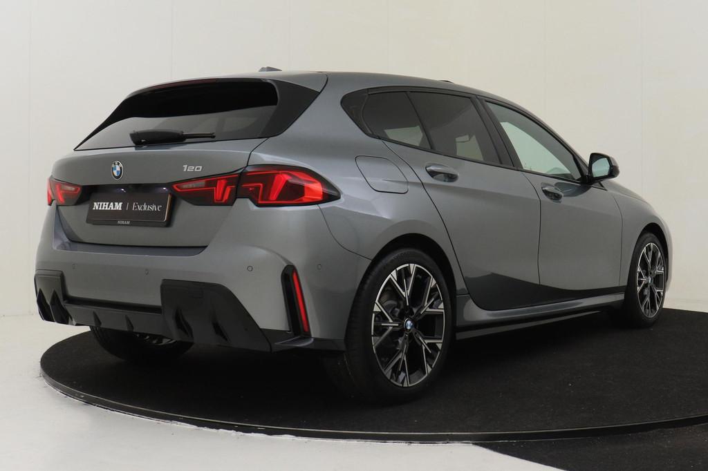 BMW 1-serie 120 M SPORT DESIGN EDITION -PANO.DAK|M-SPORT|PRI, Auto's, BMW, 12 maanden, Origineel Nederlands, Bedrijf, Automatische klimaatregeling