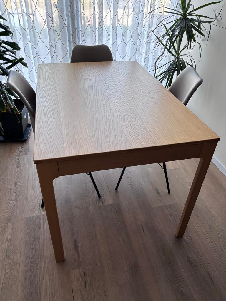 Ikea Ekedalen uitschuifbare tafel met 4 stoelen, Huis en Inrichting, Tafels | Eettafels, Ophalen, Gebruikt, 50 tot 100 cm, 150 tot 200 cm
