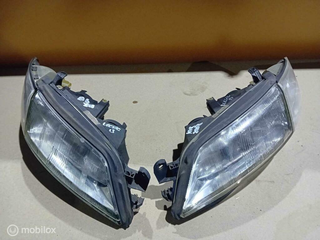Koplampen Opel Vectra, Gebruikt, Ophalen of Verzenden