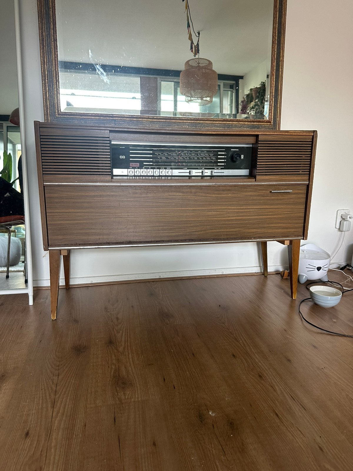 Vintage Radiomeubel / Audiomeubel (Jaren '60) – Te Koop, Ophalen of Verzenden, Zo goed als nieuw