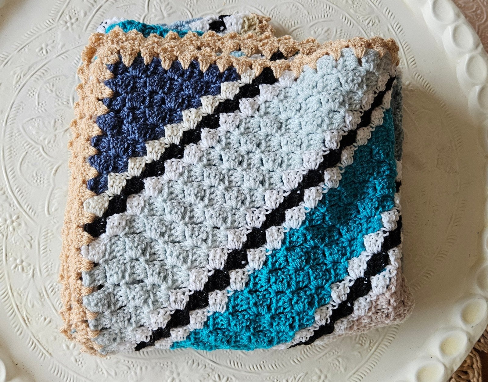 Hangemaakt blauw gestreept gehaakte sprei/kleed, Huis en Inrichting, Ophalen of Verzenden, Blauw