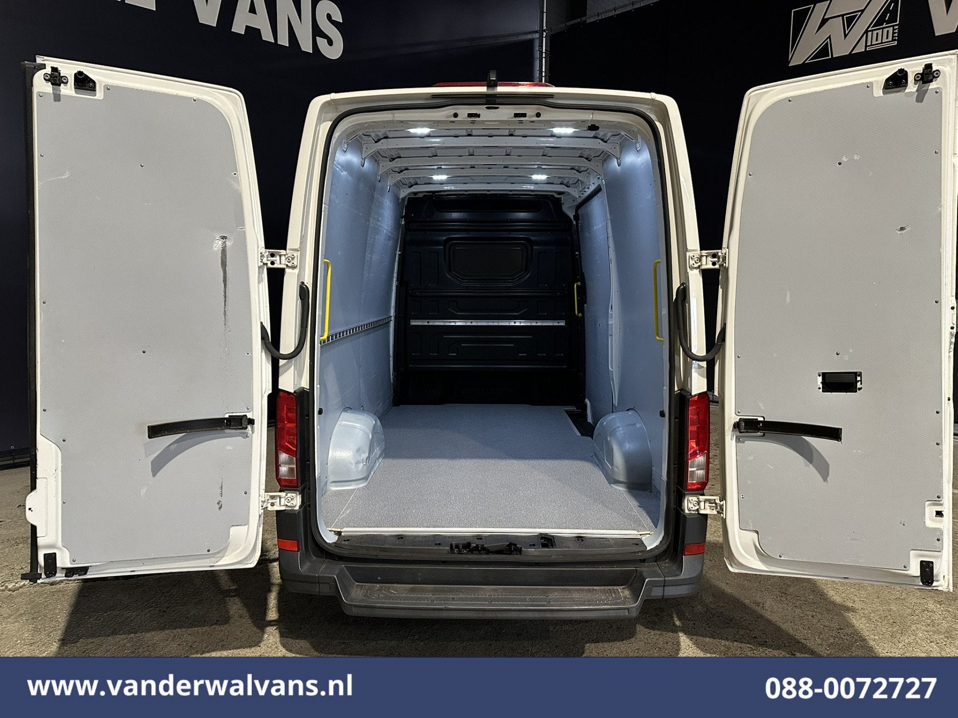 Volkswagen Crafter 2.0 TDI L3H3 L2H2 Euro6 Airco | Camera |, Auto's, Voorwielaandrijving, Stof, Gebruikt, 4 cilinders