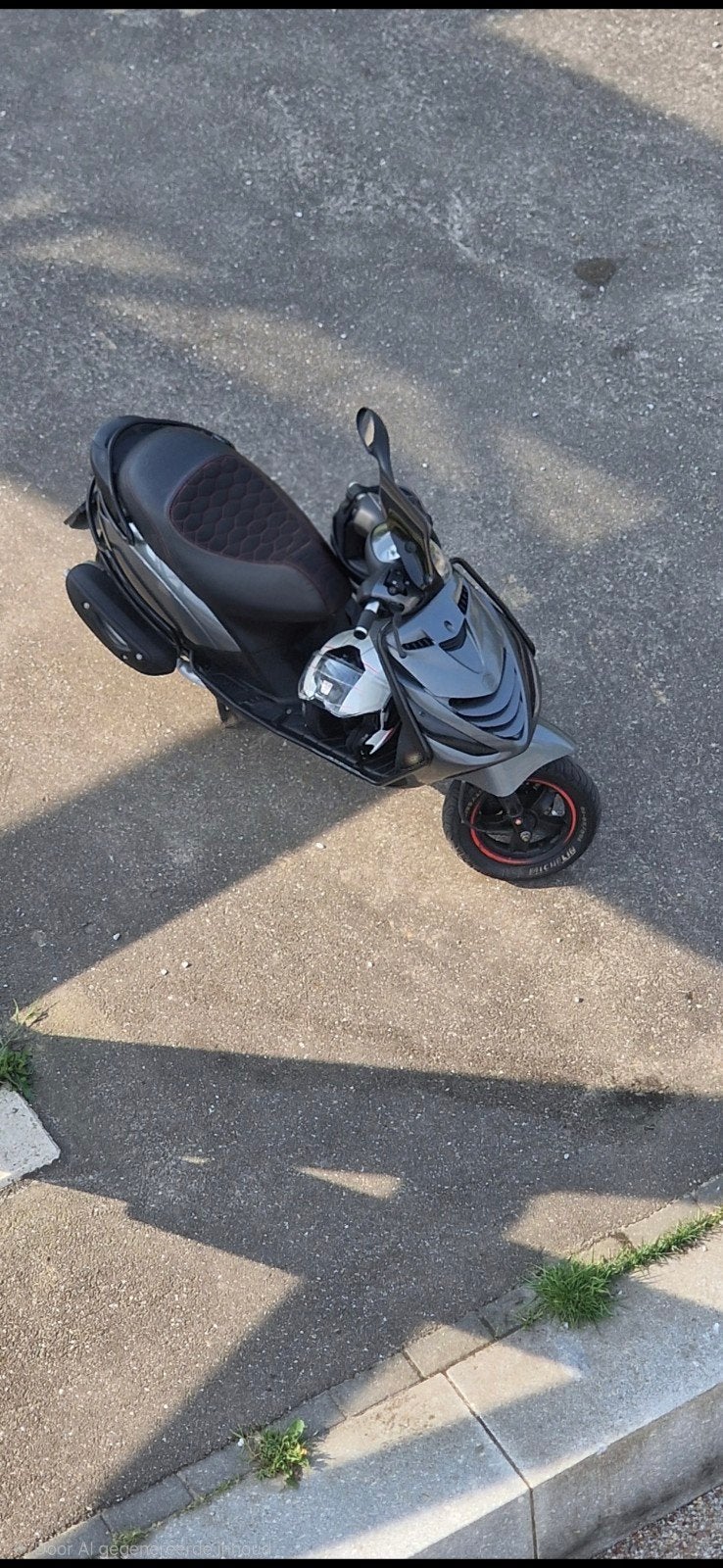 piaggio zip iget 3v e5 2022 (custom) ruilen, Ophalen, Maximaal 45 km/u, Zip, Zo goed als nieuw