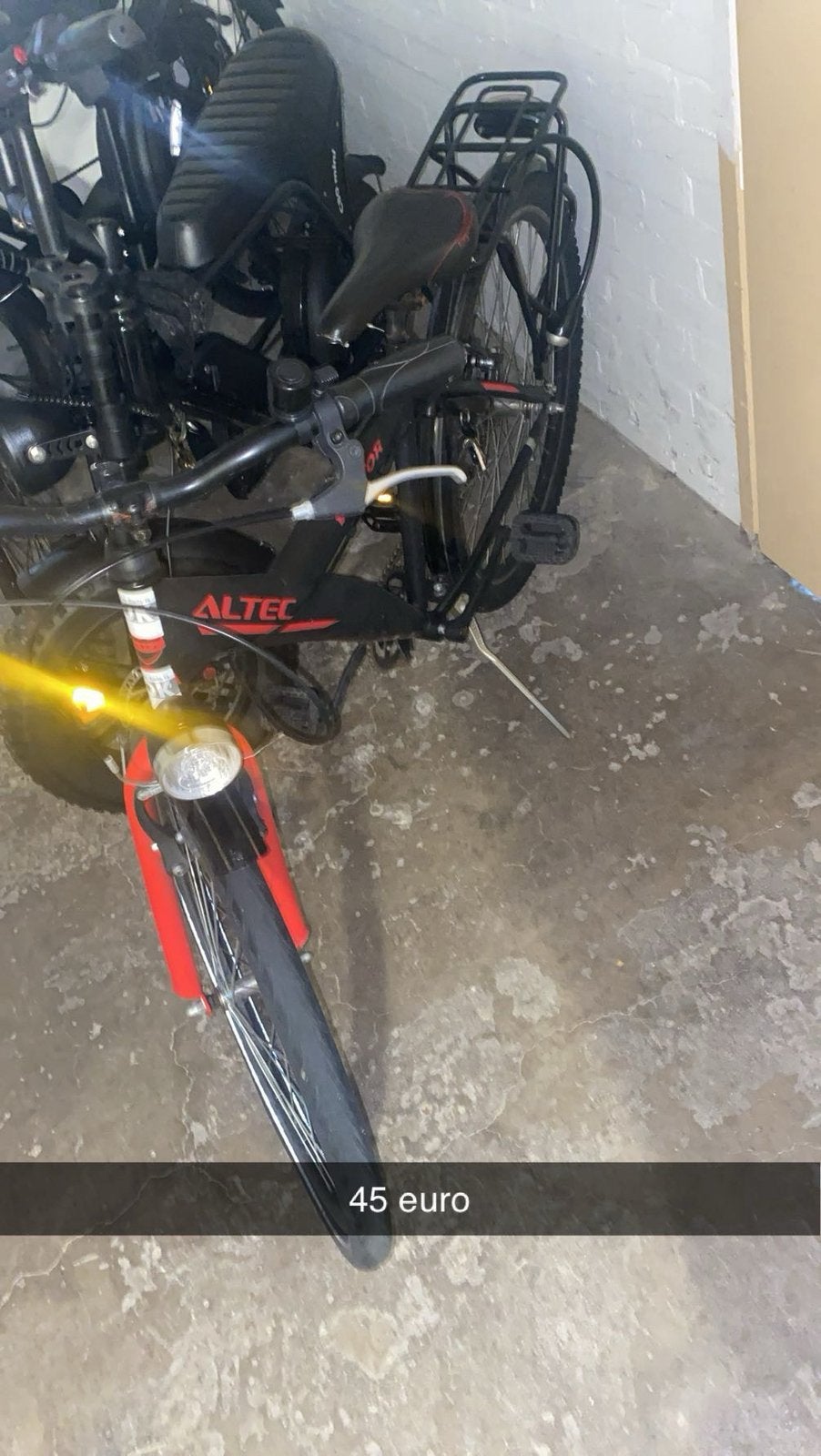 Fiets werkt helemaal goed, Fietsen en Brommers, Fietsen | Tandems, 55 cm of meer, Ophalen, Zo goed als nieuw, Minder dan 10 versnellingen