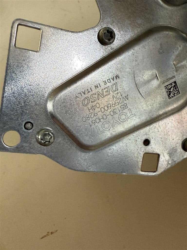 Toyota Aygo Achterruit Wipermotor 2014-2021 - 851300H051, Ophalen of Verzenden, Nieuw