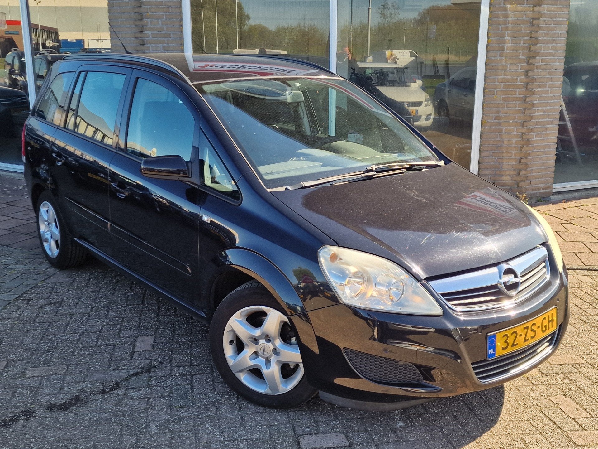 Opel Zafira 1.6 Business 7 Persoons - Airco - Carplay, Auto's, Voorwielaandrijving, Stof, Gebruikt, Zwart