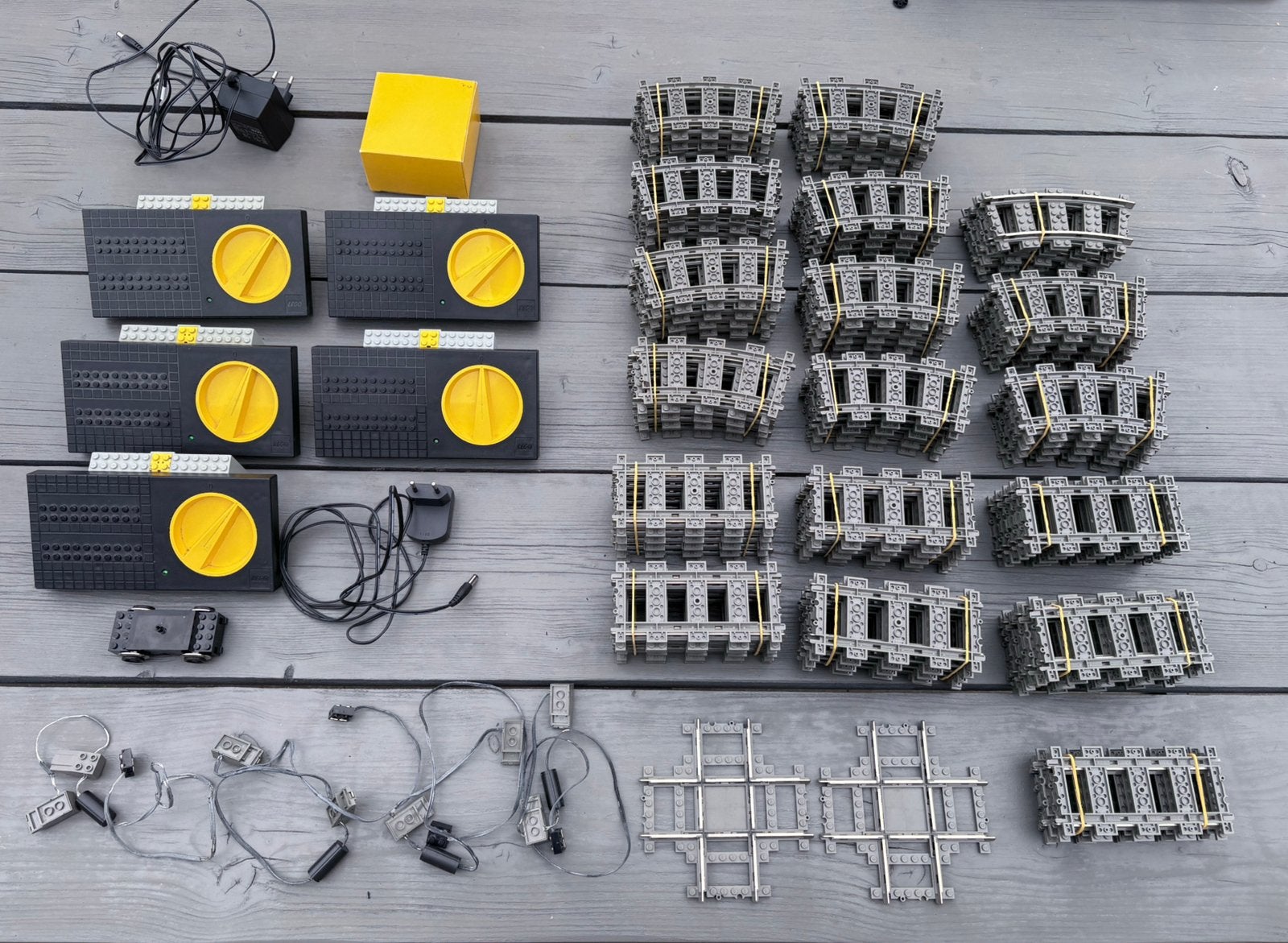 Lego 9V train rails, trafo’s en kabels, Kinderen en Baby's, Overige thema's, Lego, Ophalen of Verzenden, Zo goed als nieuw