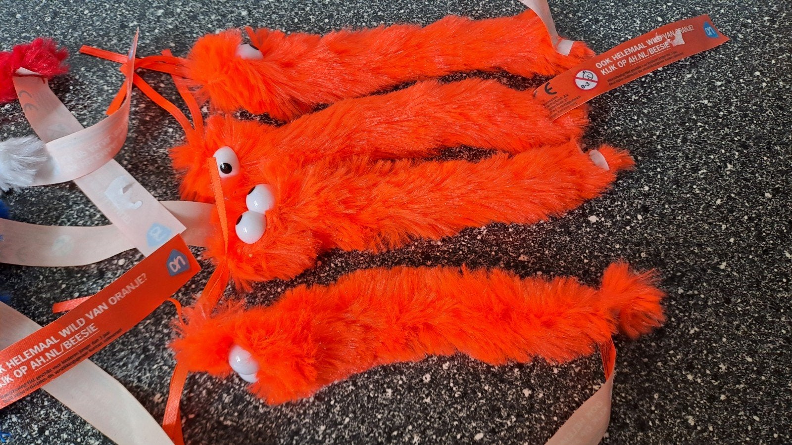 AH Oranje Beesies (rood, wit, blauw, oranje), Verzamelen, Albert Heijn, Onbekend, Ophalen of Verzenden, Onbekend