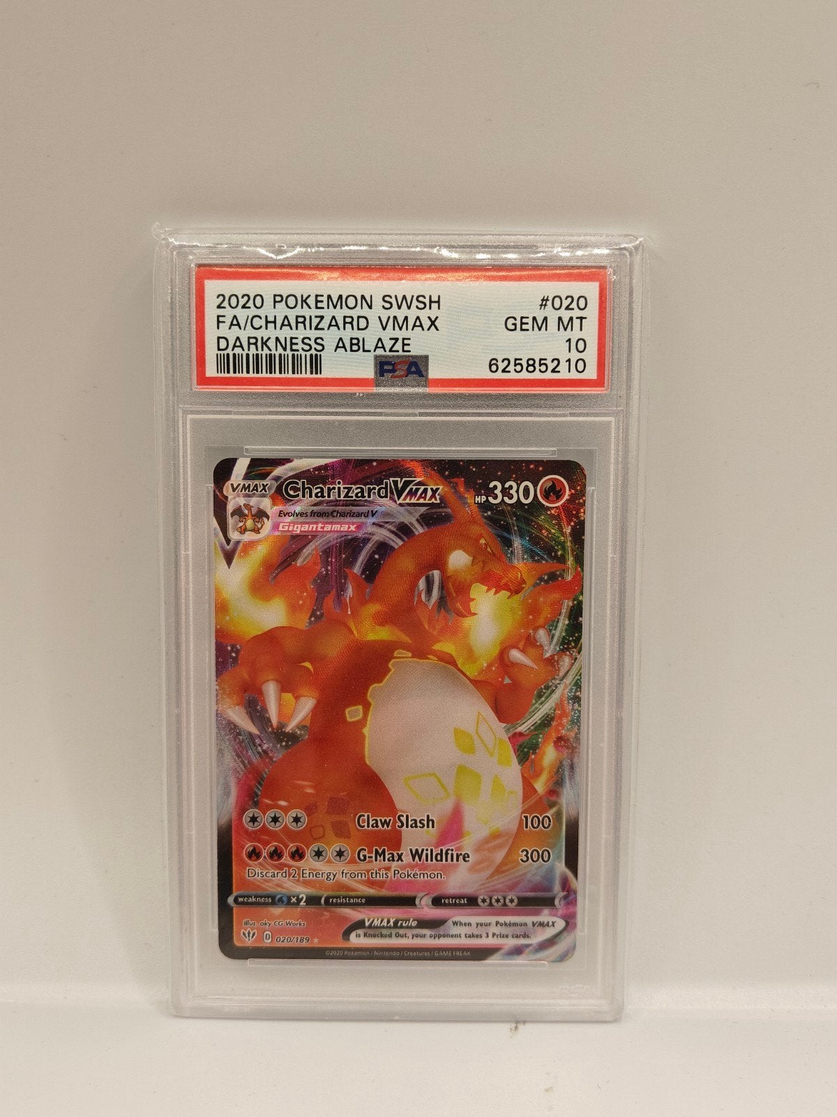 2020 pokemon swsh Charizard VMAX darkness ablaze PSA 10, Ophalen of Verzenden, Zo goed als nieuw