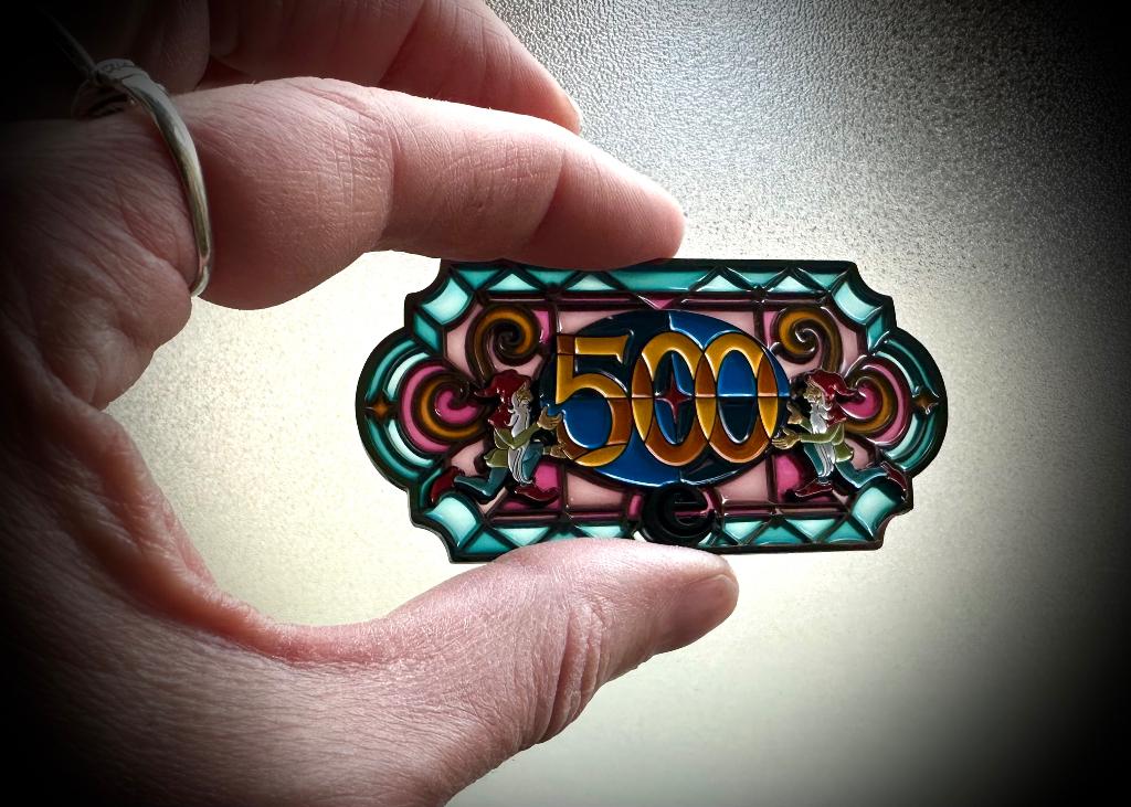 Efteling pin Parade Jubileum EPP 500 Vijf Zintuigen speld, Verzamelen, Efteling, Verzenden, Nieuw, Overige typen