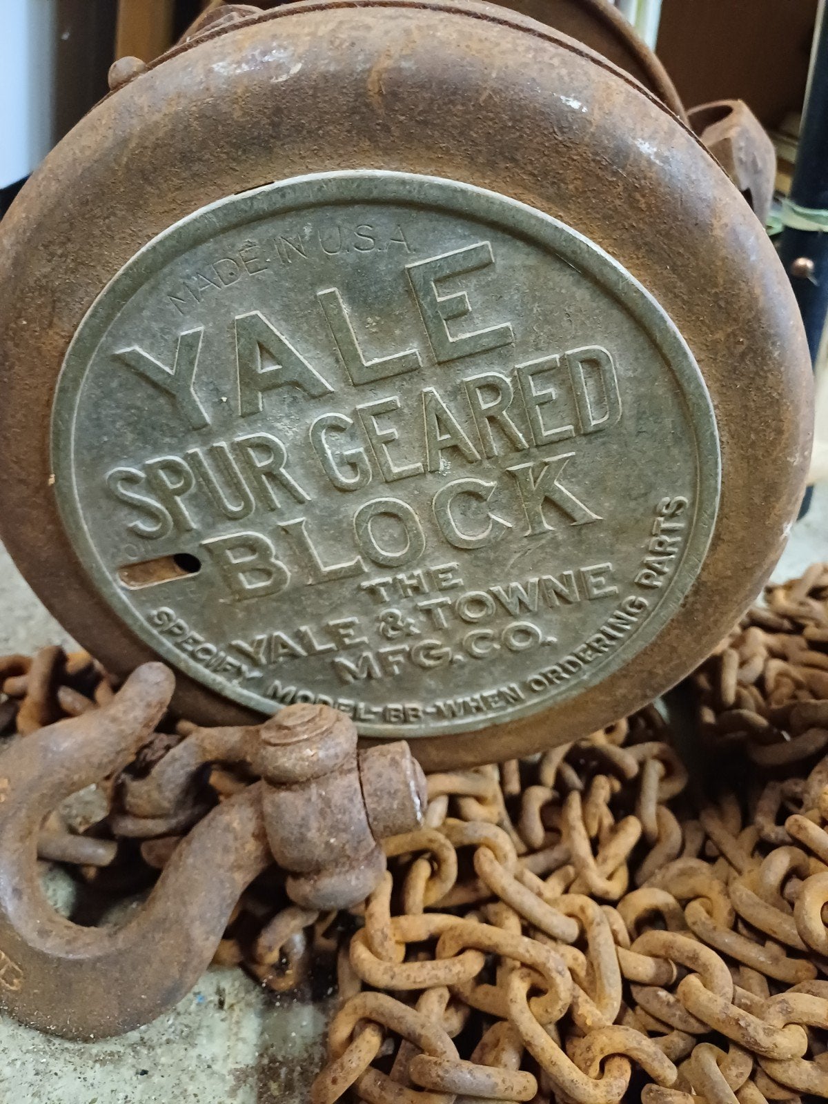 Antieke Yale Spur Geared Block kettingtakel, Ophalen