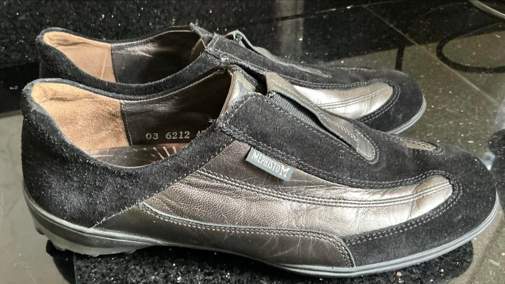 Mephisto instappers zwart met accenten, maat 38, Kleding | Dames, Schoenen, Ophalen of Verzenden, Zwart, Instappers