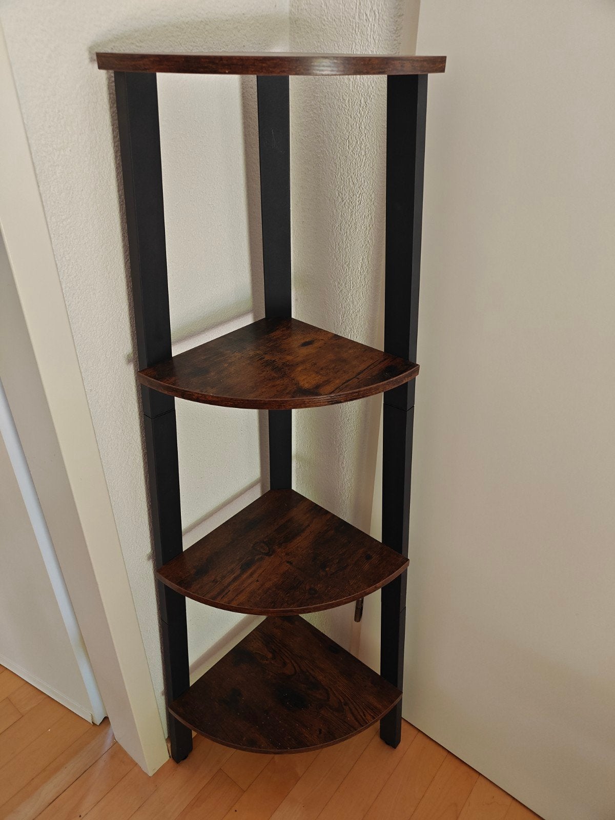 Hoekrek met 4 planken - industrieel design, Ophalen of Verzenden, Zo goed als nieuw